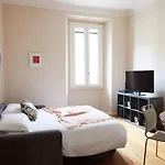 Spacious And Comfortable - Porta Romana Milano